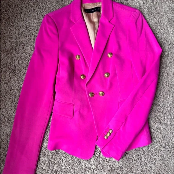 Zara Fuchsia Blazer with Gold Buttons - Picture 4 of 4